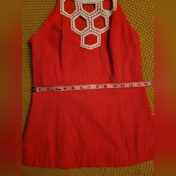 Lilly Pulitzer Cutout Halter Style Top, Size 2 - Picture 9 of 11